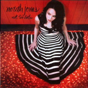 Norah Jones - Not Too Late (Back)